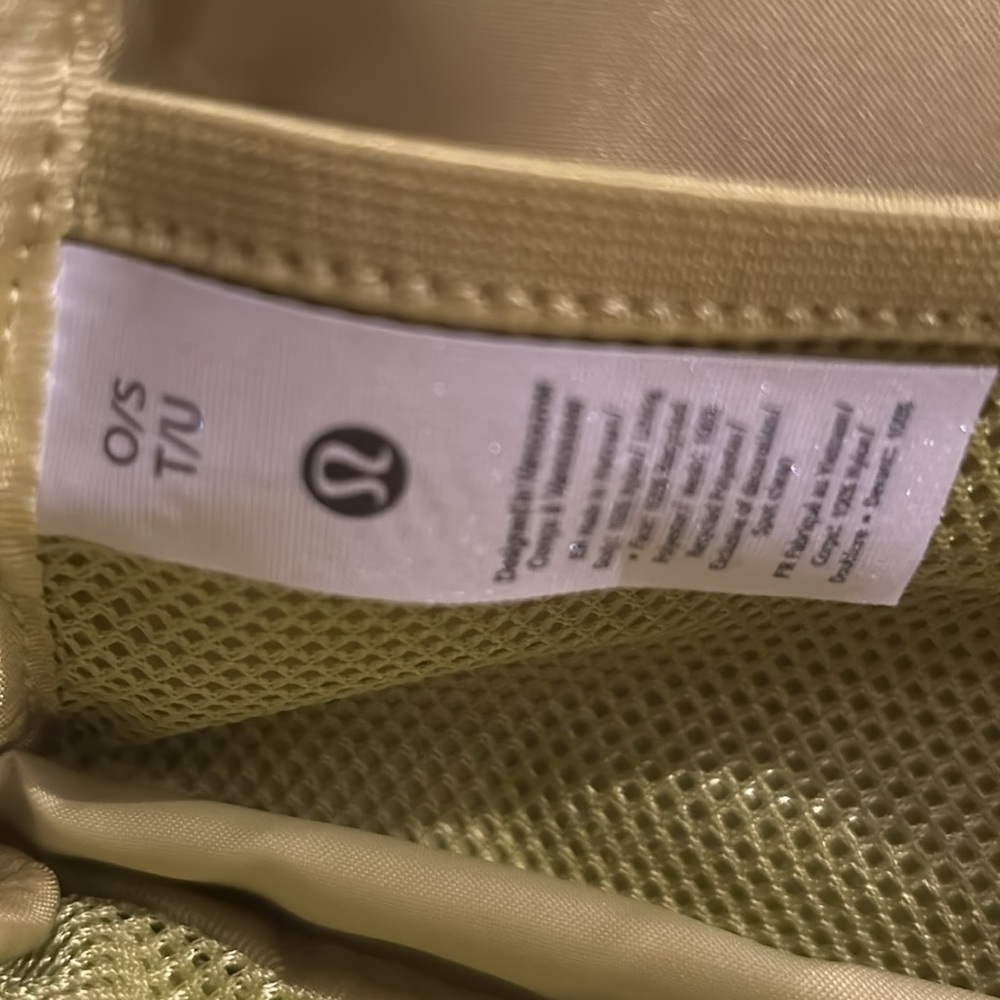 NWT Lululemon Everywhere Belt Bag - Picture 8 of 8
